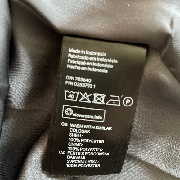 H&M • Gray Open Back Halter Maxi Dress, sz 4 - Picture 9 of 10